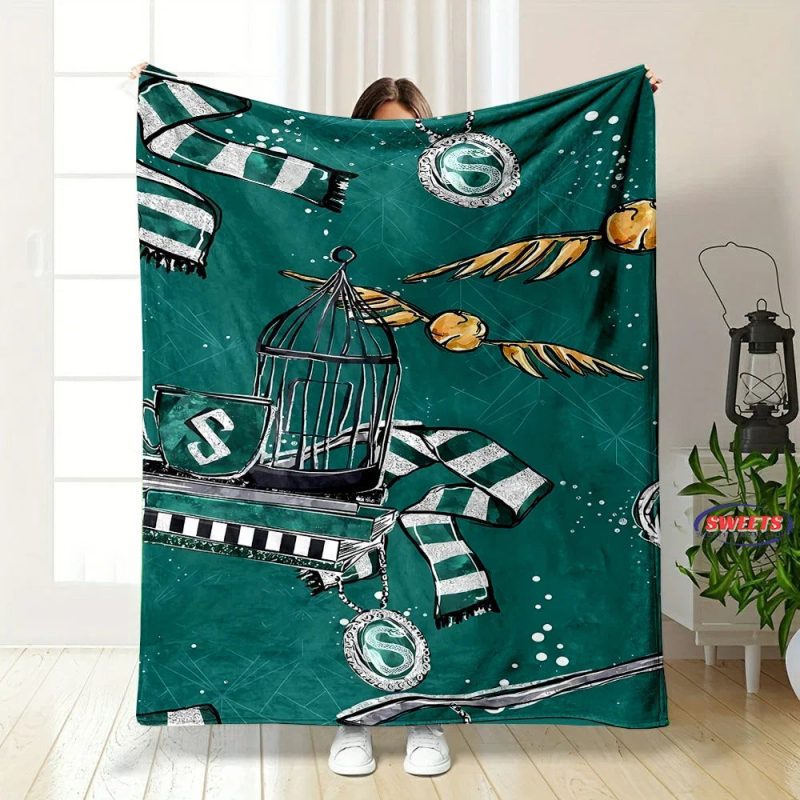 Soft Flannel Magic Hat Pattern Cozy Throw Blanket - Image 13
