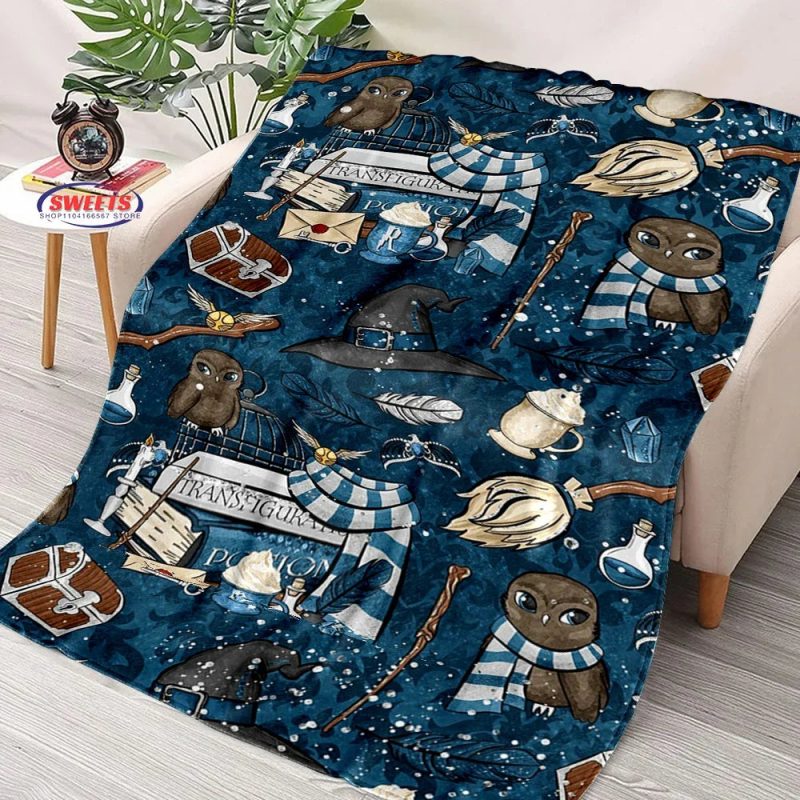 Soft Flannel Magic Hat Pattern Cozy Throw Blanket - Image 11