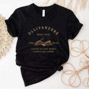 Wizarding World Ollivanders Wand Shop Casual Fan Tee