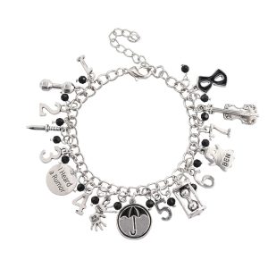 Women’s Vintage Silver Charm Bracelet Design