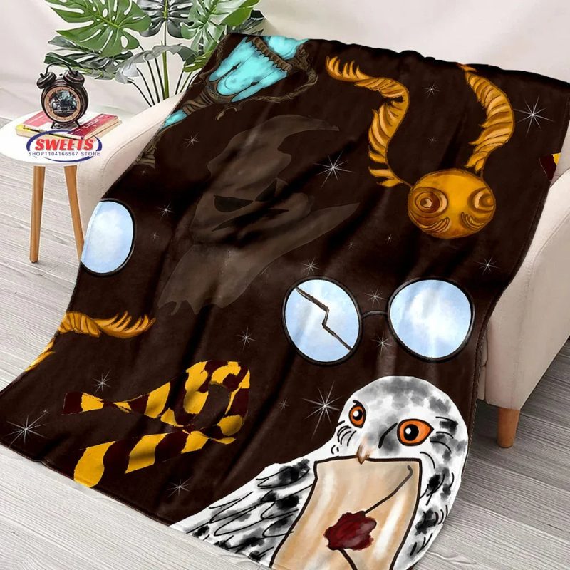 Soft Flannel Magic Hat Pattern Cozy Throw Blanket - Image 8