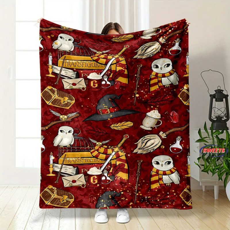 Soft Flannel Magic Hat Pattern Cozy Throw Blanket