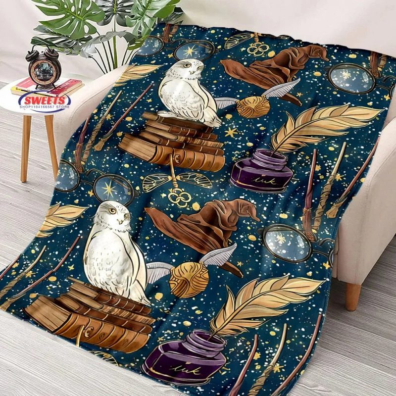 Soft Flannel Magic Hat Pattern Cozy Throw Blanket - Image 10