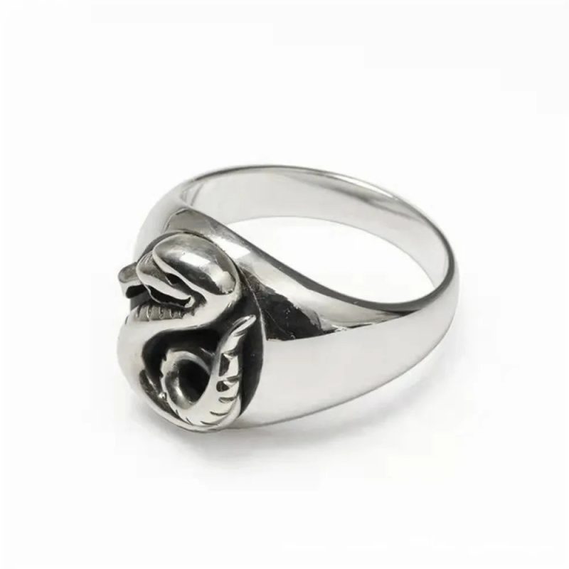 Slytherin Family Crest Badge Ring Collectible Jewelry - Image 4
