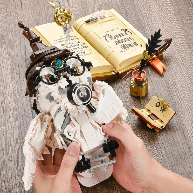 Creative Harry’s Hedwig Building Blocks - Image 5